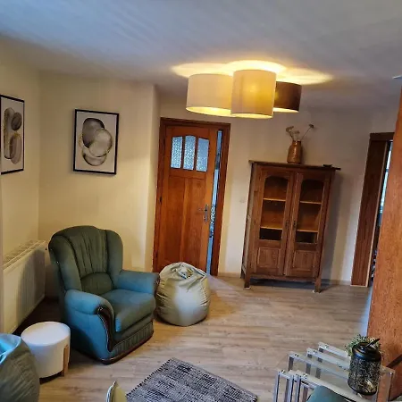 Au Coeur De La Famenne * הוייט