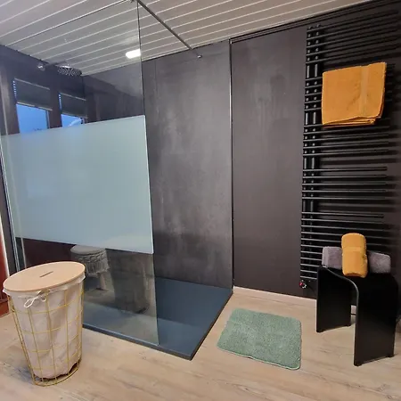 בית נופש Au Coeur De La Famenne הוייט