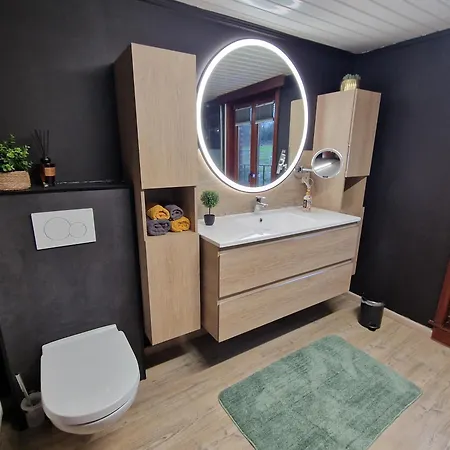 Au Coeur De La Famenne בית נופש *